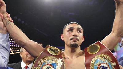 Los jueces le dieron la victoria a Téofimo López con puntuación de 115-113, 115-113 y 117-111.