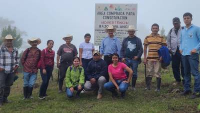 Giras de vigilancia a las áreas compradas por parte de los consejos comanejantes.