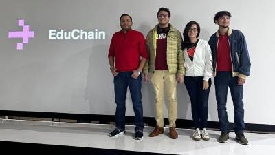 Kenneth Alvarenga, María Fernanda Jiménez, Álvaro Morales, Said León y Daniel Baide forman parte del equipo de la USAP que representó y ganó.