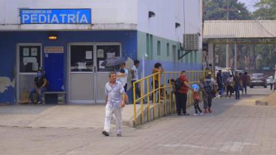 Actualmente hay 14 niños con dengue en la sala de Pediatría del Catarino Rivas.