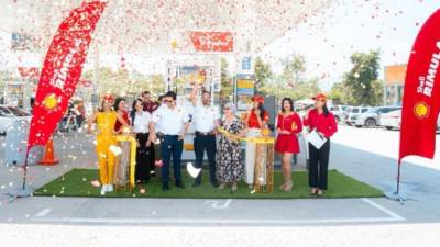 Shell consolida su estrategia de crecimiento nacional con la inauguración de la estación “Gracias a Dios” en Villanueva, Cortés. Este nuevo punto de servicio reafirma el compromiso de la marca con la excelencia y la innovación en el mercado hondureño.