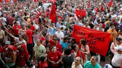 Simpatizantes del Partido Libertad y Refundacio (Libre).
