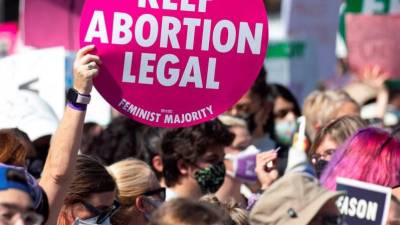 Esta ley, que entró en vigor el primero de septiembre, prohíbe el aborto una vez que se detectan latidos del corazón del feto.