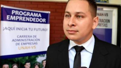 Kevin Bardales, catedrático de Administración