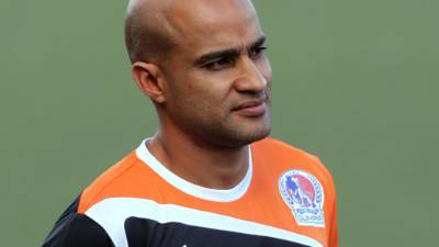 El colombiano Omar Guerra espera triunfar con Olimpia.