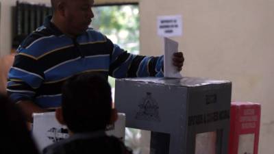 Cada vez más hay un mayor número de hondureños que no cree en los partidos políticos.