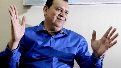 El periodista deportivo Orlando Ponce Morazán reaccionó molesto en su Twitter ante la difusión del video que muestra las condiciones en las que vive su madre en El Paraíso.