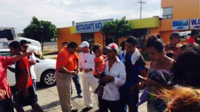 La caravana de migrantes centroamericanos encabezada por el padre Alejandro Solalinde llegó este martes a Tlaxcala.