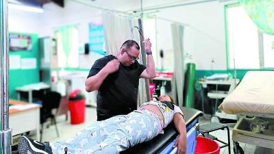 <b>Contrataron personal médico para dar atención a pacientes.</b>