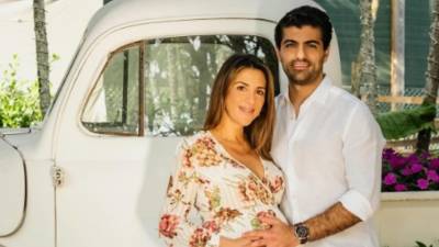 Maity Interiano y Anuar Zidan están muy felices por la llegada de su hijita.