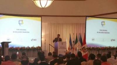 El presidente Juan Orlando Hernández durante el lanzamiento de la estrategia de inclusión fiscal.