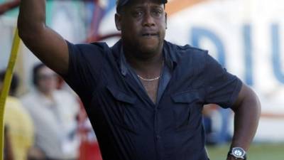 Hernán Medford, durante el partido contra el Platense.