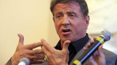 “Creo que soy mejor pintor que actor”, dijo el protagonista de “The Expendables” el día de la inauguración de “Sylvester Stallone. Arte. 1975-2013”.