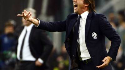 Antonio Conte elogió el partido de sus jugadores y al meta blanco Iker Casillas.