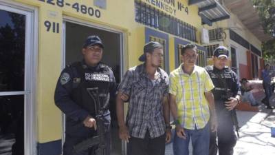 Elin Euceda y José Antonio Ortiz al ser presentados.