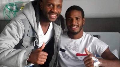 Juan Carlos García recibe mucho apoyo de sus compañeros de equipo, el inglés nacionalizado barbadense Emmerson Boyce ha sido uno de ellos.
