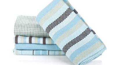 Las mantas debe colocarlas en un recipiente de plástico.