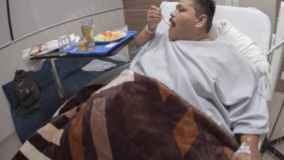 El mexicano es considerado como el hombre más obeso del mundo.