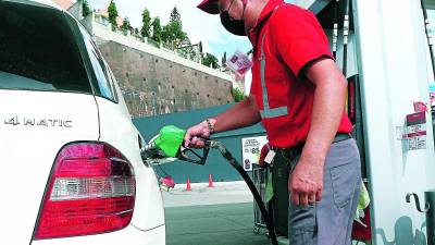 Las alzas afectan la canasta básica hondureña.