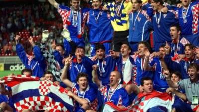 Hace 20 años Croacia ganó el tercer lugar del Mundial Francia 1998. El anfitrión y posterior campeón le impidió llegar a la final. Tras dos decadas y con caminos distintos se ven las caras en la final de Rusia 2018.