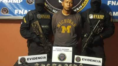 El detenido Víctor Manuel Hernández Amador (27), alias 'El Pelón'.