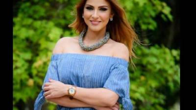 Kritza Pérez es una de las hondureñas que ha mezclado su vida entre la política y la farándula.