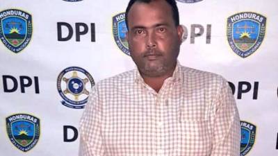 El exdiputado Macías al momento de su presentación en la DPI.