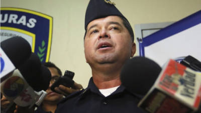 El director de la Policía de Honduras pidió a la población apoyo para dar con el resto de la banda.