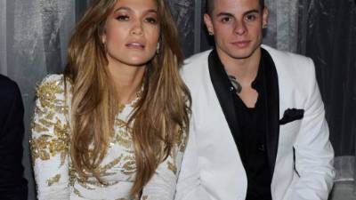 Jennifer López y su ya expareja, el coreógrafo Casper Smart.