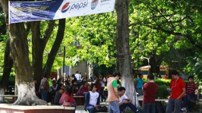 Estudiantes terminan clases esta semana en la Unah-vs y regresan hasta el 18 de mayo. Foto: Yoseph Amaya