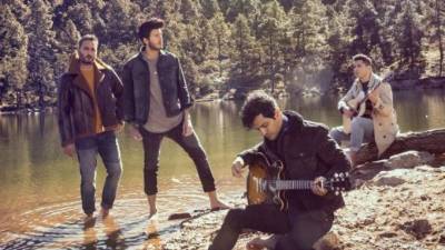 Los chicos de Reik y Sebastián Yatra unieron sus voces para el tema 'Un año'.