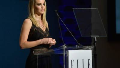 La actriz Jennifer Lawrence en el evento 'Elle Women in Hollywood'.
