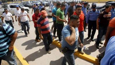 Los policías de Fronteras llegaron la mañana de ayer a la DPI en la capital.