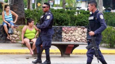 En el centro es donde más se observa la vigilancia policial. La población pide que sea en toda la ciudad.