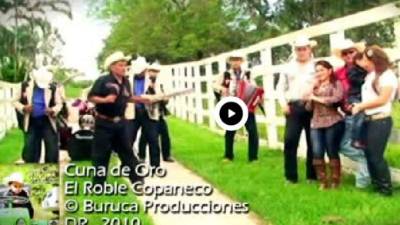 Germán Flores, compositor de la Cuna de Oro en honor a la familia Valle Valle, habló sobre sus narcocorridos.