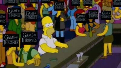 A pocas horas del estreno de la octava y última temporada de Game of Thrones, la serie más exitosa de los últimos tiempos, internautas han inundado las redes de divertidos memes previo al primer capítulo.