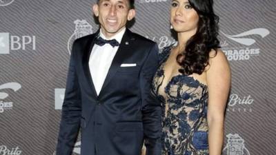 El mexicano Héctor Herrera del FC Porto tiene como esposa a esta bella mujer.