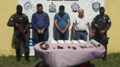 Presentación de los capturados, que se encuentran bajo la custodia de Fusina.