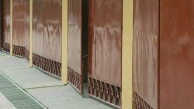 Los dueños de los moteles deberán ajustar cuentas con la DEI. Foto archivo.