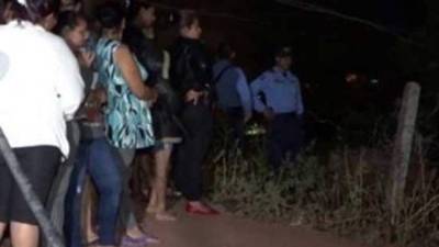 Los vecinos escucharon varios disparos y llamaron a la Policía.