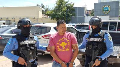 Agentes de la Unidad Nacional Antisecuestros (UNAS) capturaron al sujeto en la colonia Villa Vieja de Tegucigalpa.
