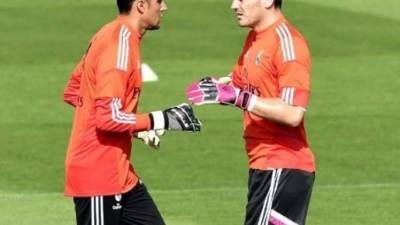 Keylor Navas lucha con Iker Casillas por la titularidad en el Real Madrid.