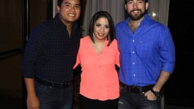 Dennis Luis Suárez, Tagrid Sikaffy y Carlos Fernández.