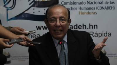 El comisionado nacional de los Derechos Humanos, Roberto Herrera Cáceres, garantizó la asistencia a los acusados.