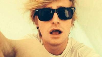 La rigidez de la compañía aérea Ryanair llevó a este joven de 19 años a cambiarse el nombre.