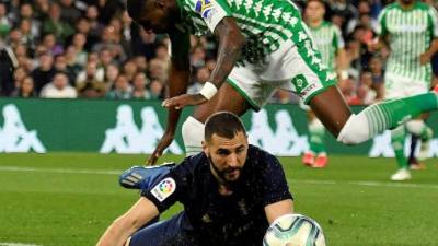 Karim Benzema anotó en la derrota del Betis. Foto EFE.