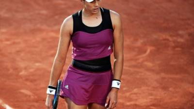 Mermada físicamente Garbiñe Muguruza se va en primera ronda del Roland Garros. Foto EFE.