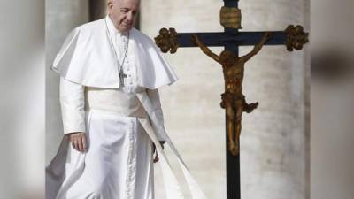 El papa Francisco en la audiencia general de los miércoles en la plaza de San Pedro en el Vaticano, este pasado 21 de noviembre. EFE