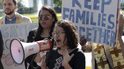 El fallo del miércoles “deja absolutamente claro” que las cortes seguirán un camino que “acaba en revocar DACA”, dijo una activista.