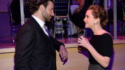 Emma Watson y Bradley Cooper.